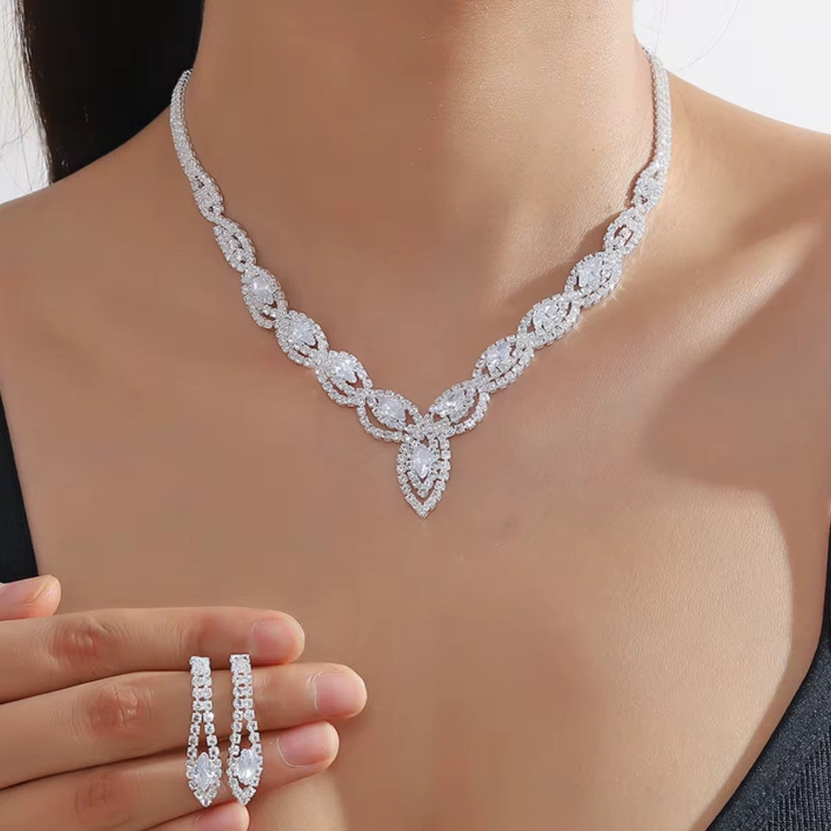 Fashionable Exaggerated Temperament Claw Chain Zircon Earrings Necklace Jewelry