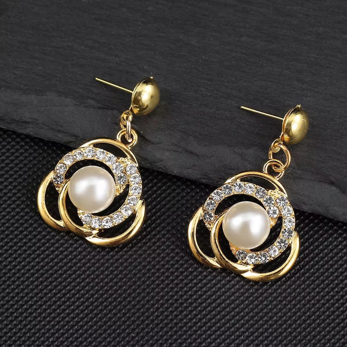 European American Pearl Necklace Set Versatile Alloy Electroplated