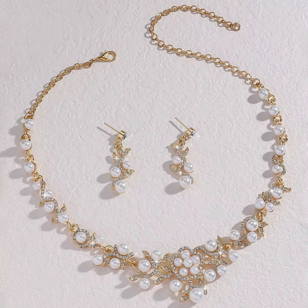 3pcs/set Women's Fashionable Jewelry Set Sparkling Flowers